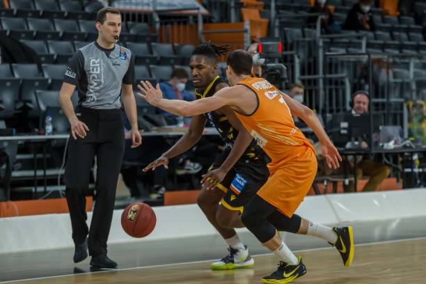 续发展的轨 续发展的轨