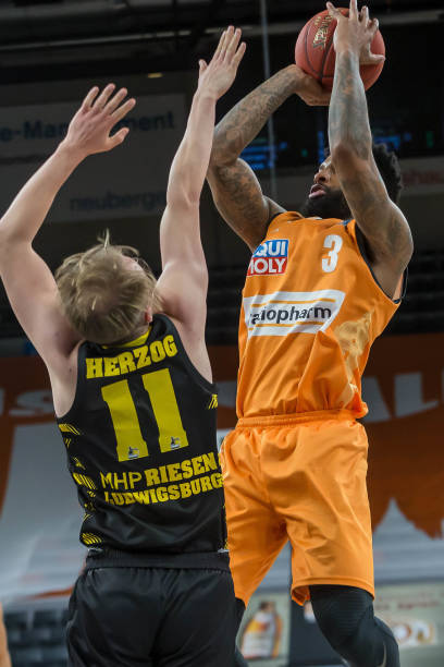 建立独立监 建立独立监